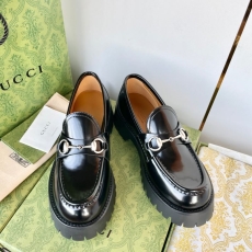 Gucci Leather Shoes